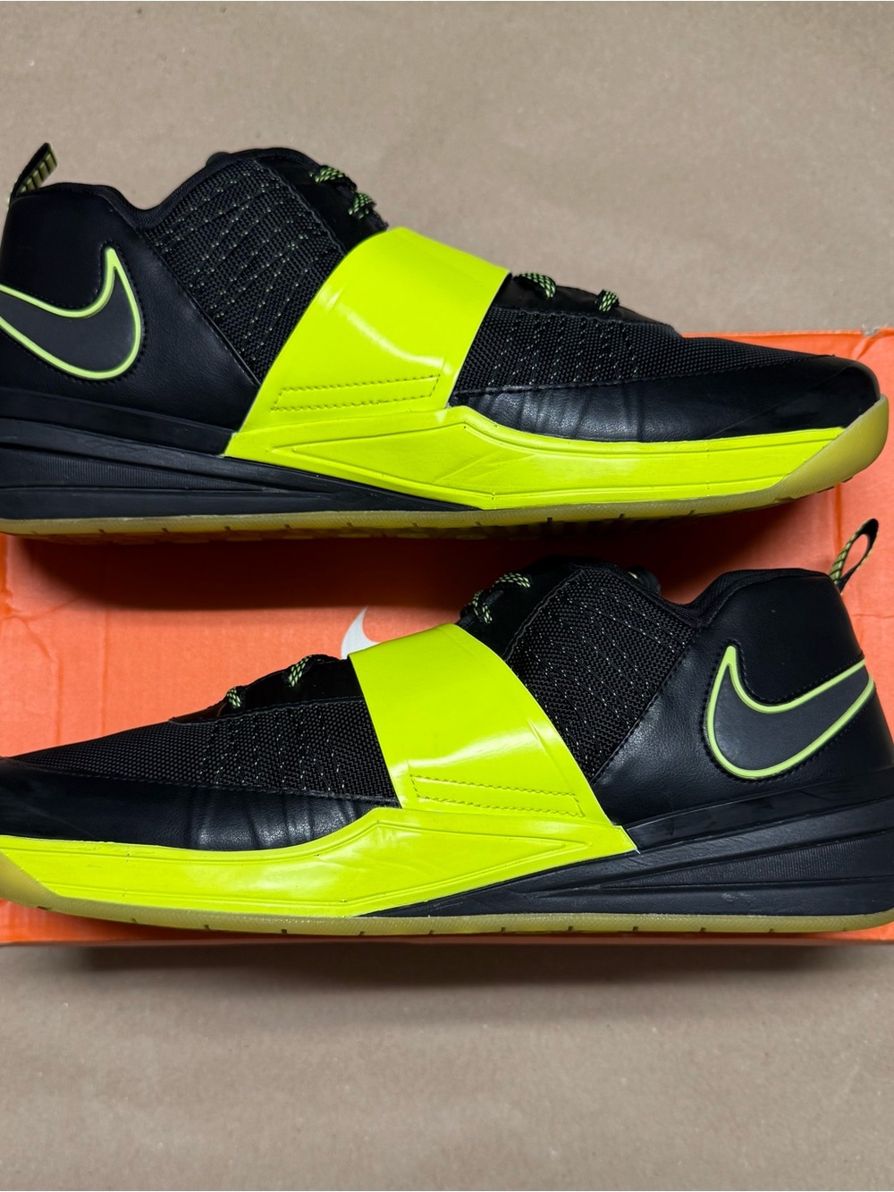 Nike Air Zoom Revis Black Volt Mens sz 14 Football Training Shoes Rare!